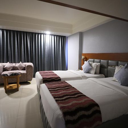 Eastin Hotels 海得拉巴 外观 照片